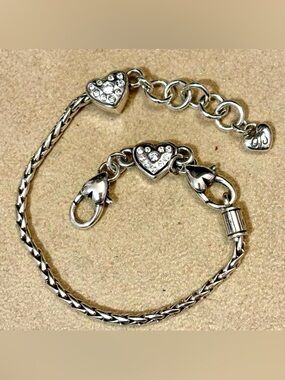 Brighton Heart Slide bracelet Holds charms, beads Crystal hearts on clasp NWOT